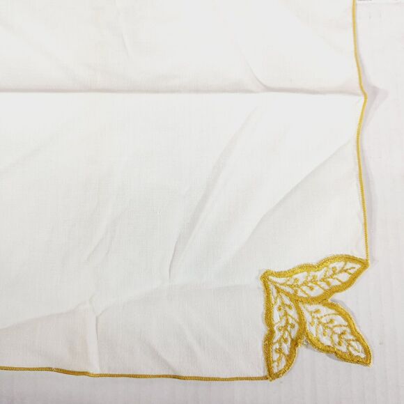 Vtg Linens Lot Table Cloth Oval Square Napkins Embroidered Plaid Fall Decor - Picture 15 of 16